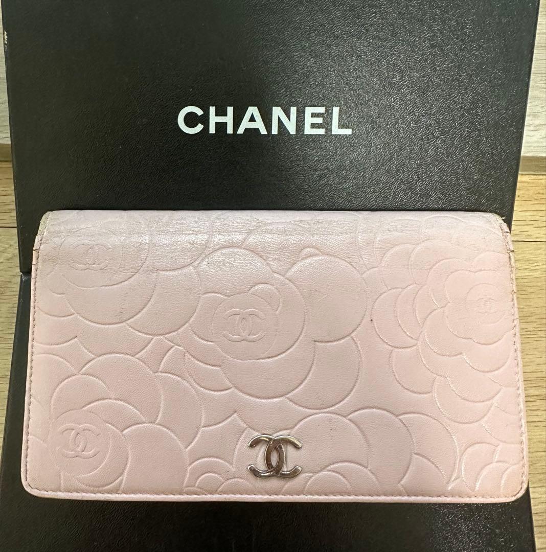 CHANEL フラワーエンボス 長財布 ピンク