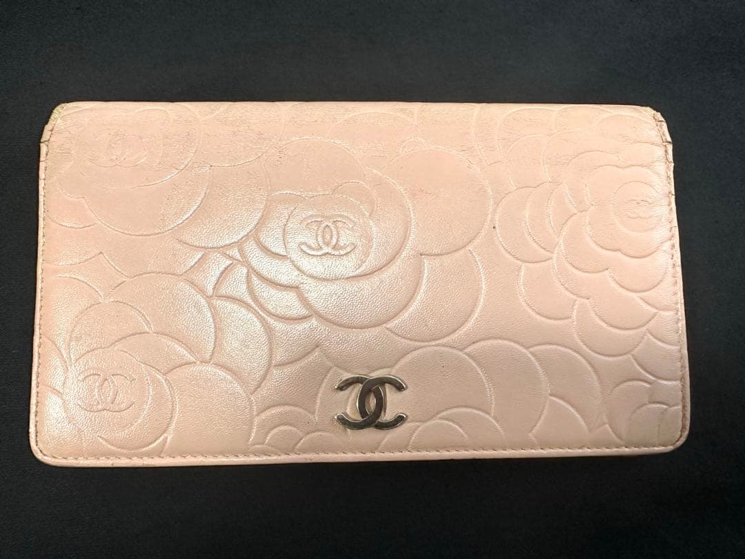 CHANEL フラワーエンボス 長財布 ピンク