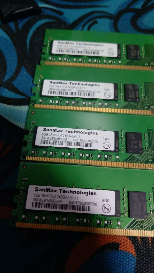 SanMax DDR4 メモリ8GB×4枚とxeonCPUセット