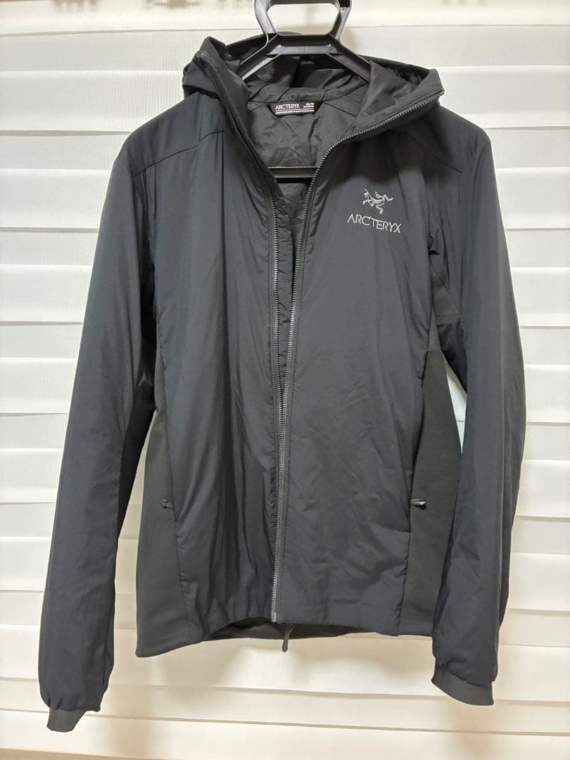【美品】ARC'TERYX Atom LT Hoody メンズXS ブラック