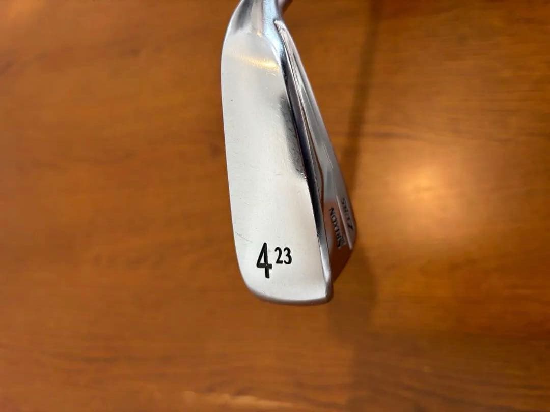 スリクソン　ZU85 4U 23度　アイアン型ユーティリティ