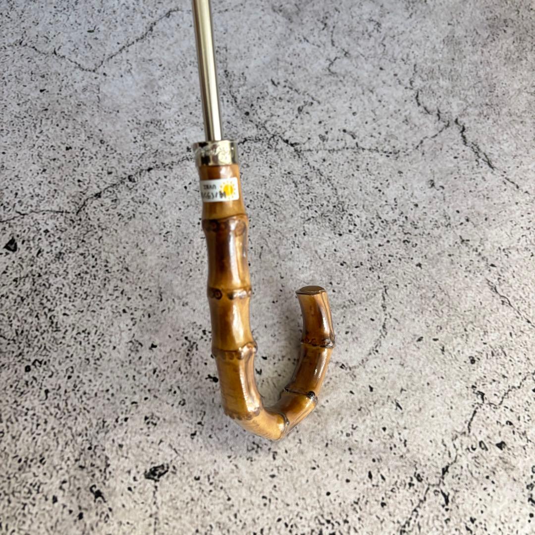 新品未使用　ヴィヴィアンウエストウッド　純パラソル　オーブ　刺繍　パゴダ