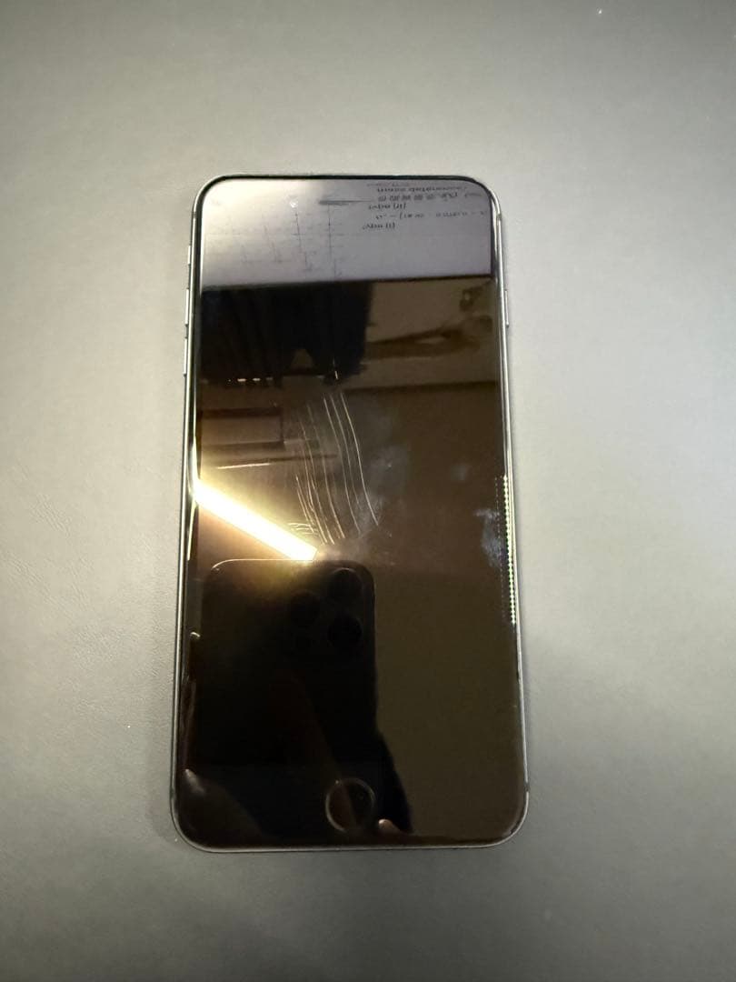 Apple iPhone 8 Plus ジェットブラック