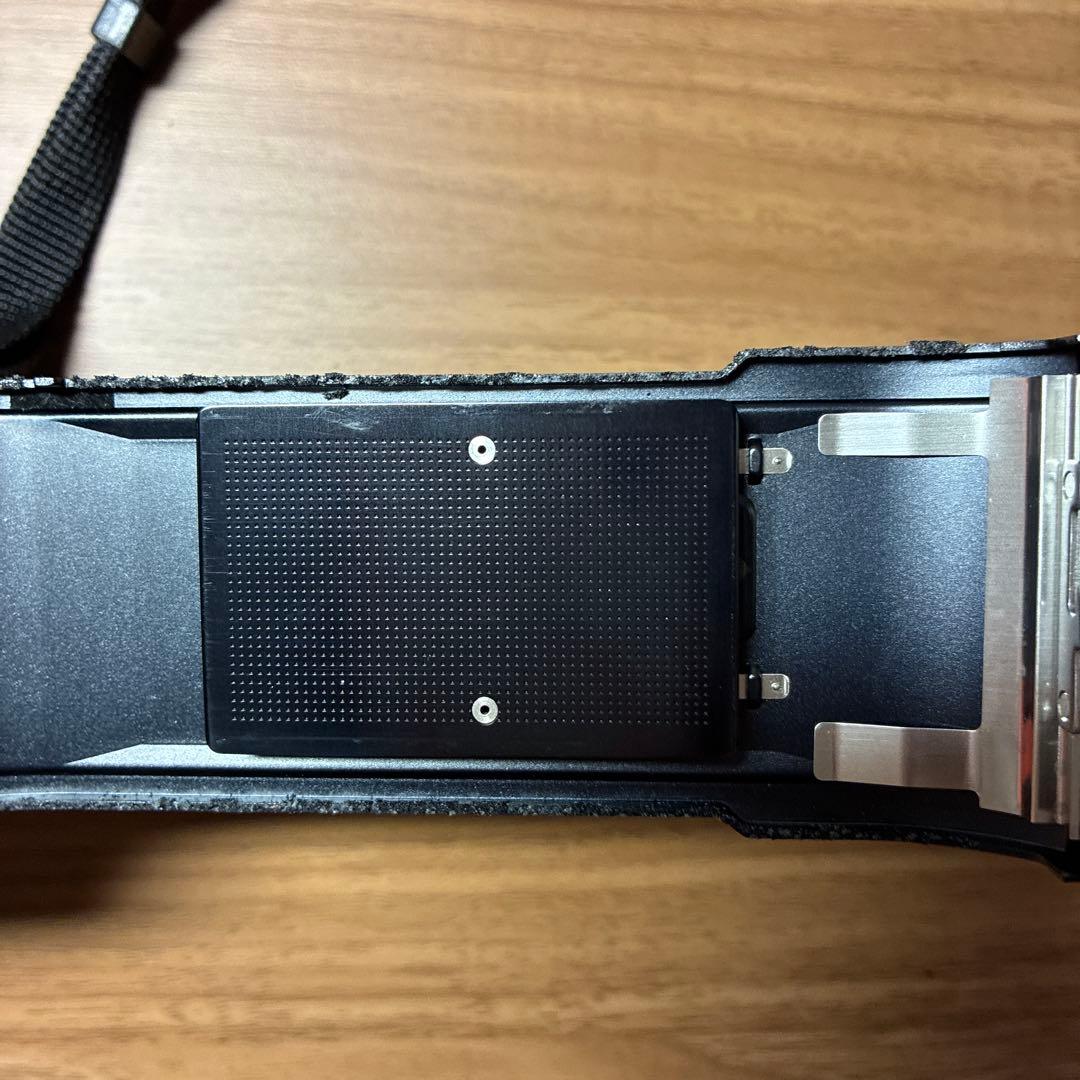 Nikon EM 一眼レフ　フィルムカメラ