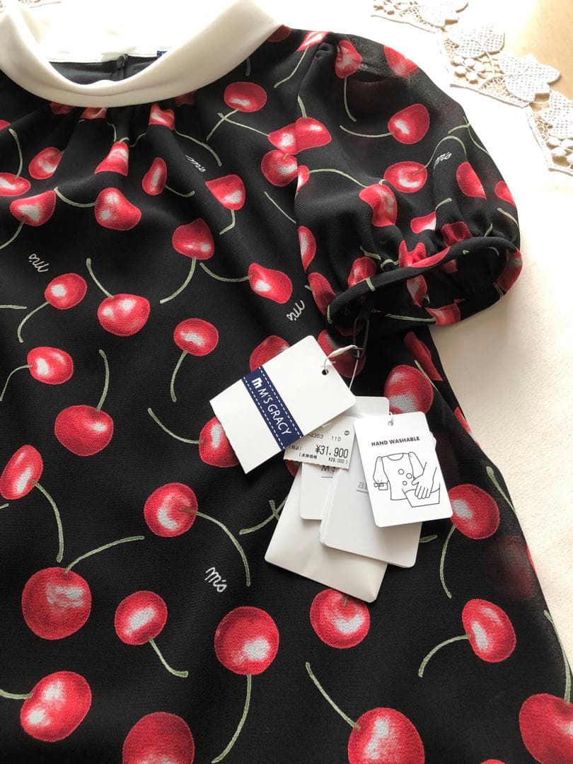 エムズグレイシー　今期　チェリー柄チュニック38サイズ