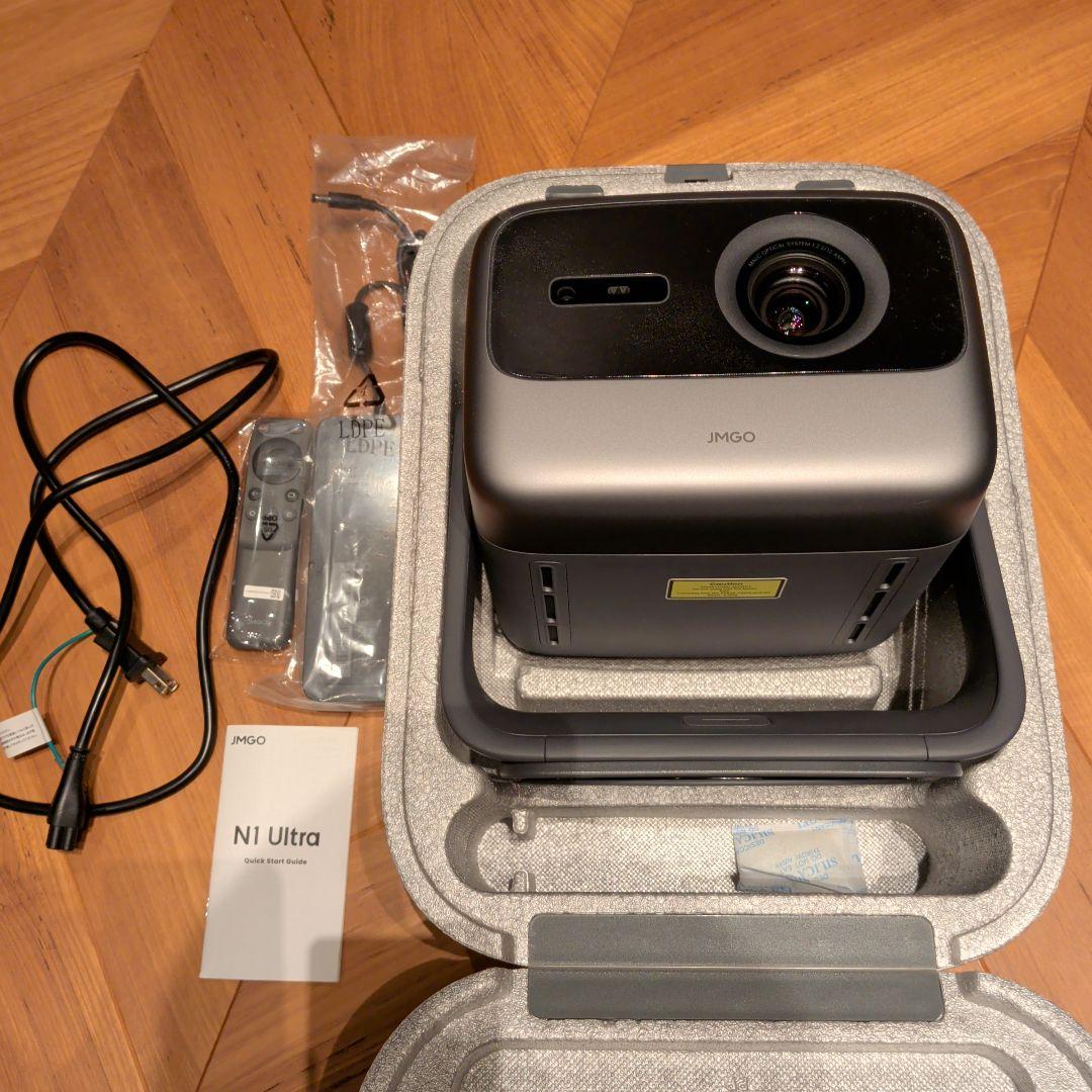 JMGO N1 Ultra 4Kプロジェクター　国内正規品（専用スタンド付)