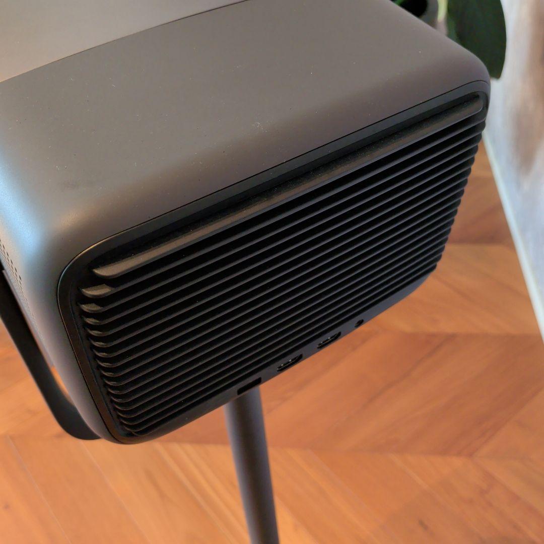 JMGO N1 Ultra 4Kプロジェクター　国内正規品（専用スタンド付)