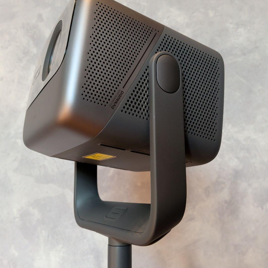 JMGO N1 Ultra 4Kプロジェクター　国内正規品（専用スタンド付)