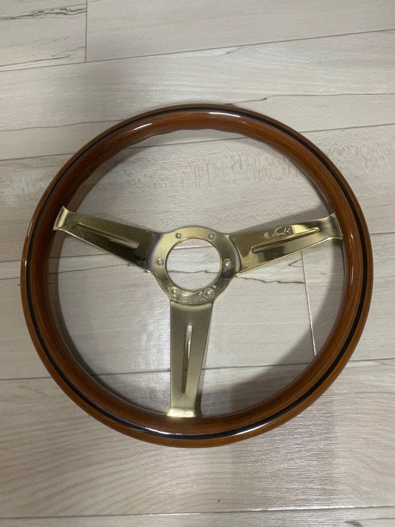 ナルディウッド　ゴールドスポーク　36パイ