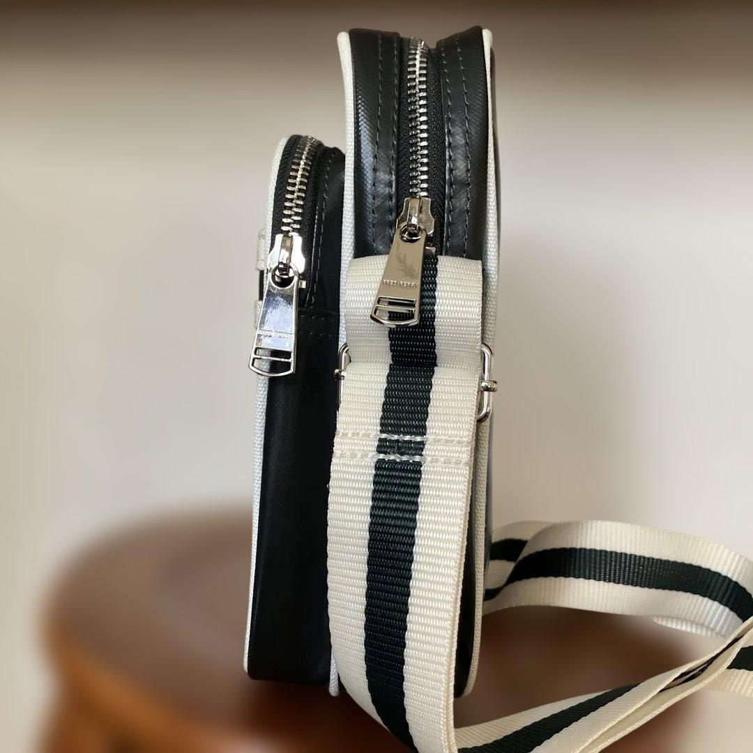 【美品】 FRED PERRY フレッドペリー Classic Side Bag