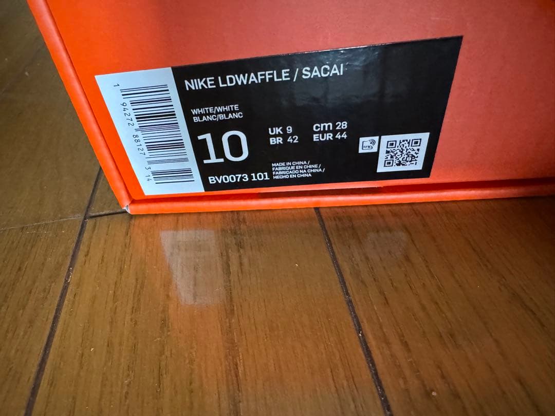 シューズ NIKE LDWAFFLE/SACAI triple White