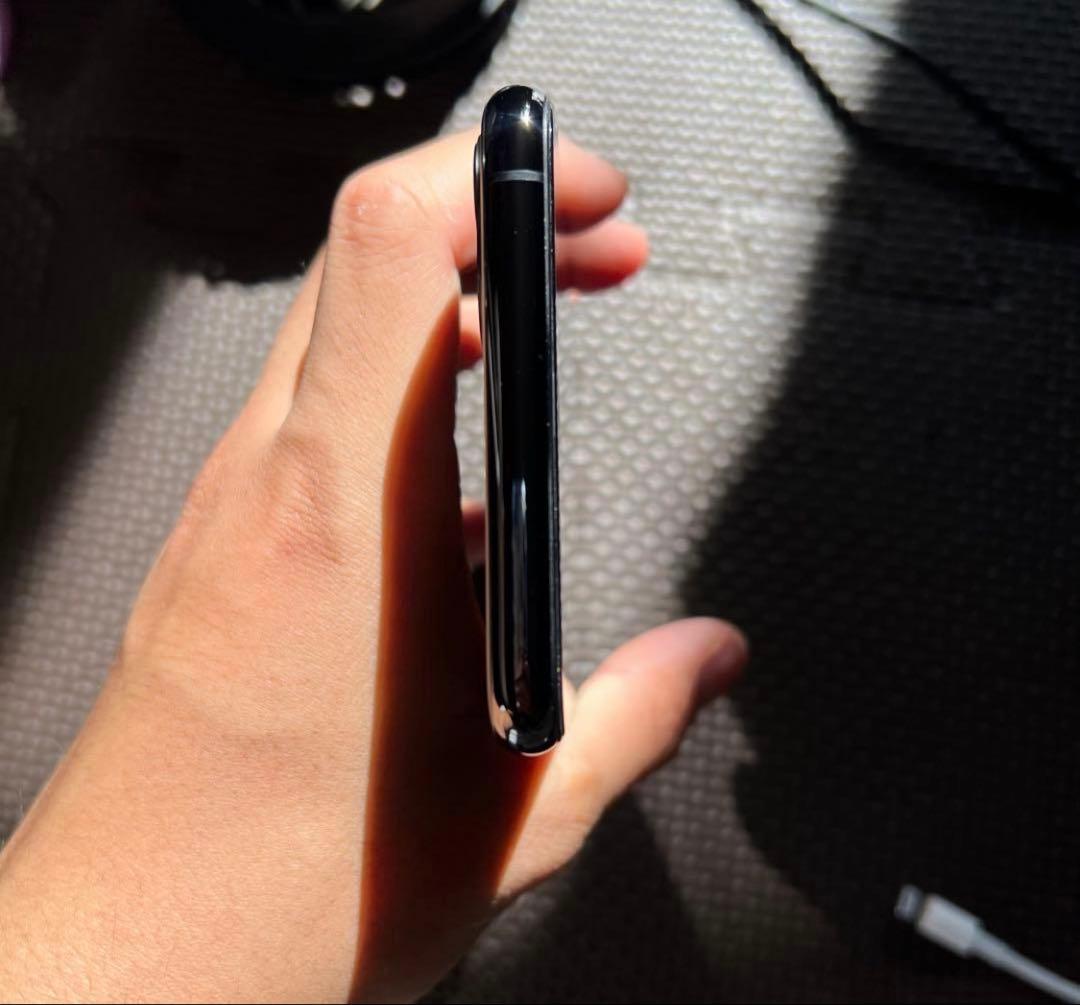 iPhone11ProMax 256GB SIMロック解除済み