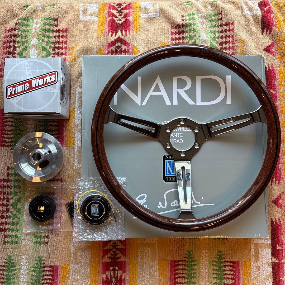 たぬきさん専用！ナルディステアリング！ステアリングボス、GMホーンボタン付