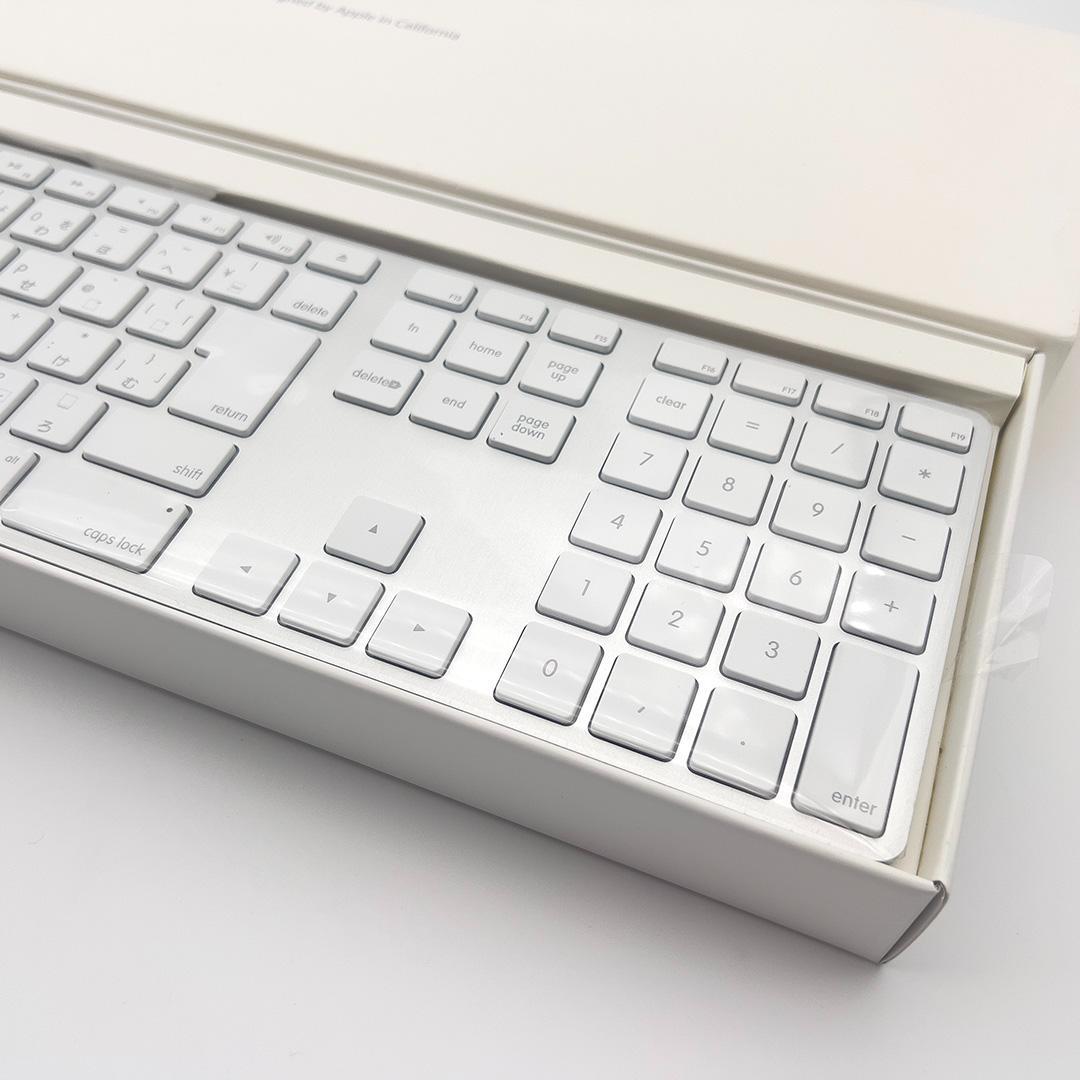 【新品 未使用】旧型Mac用 Apple純正 テンキー付有線キーボード・マウス