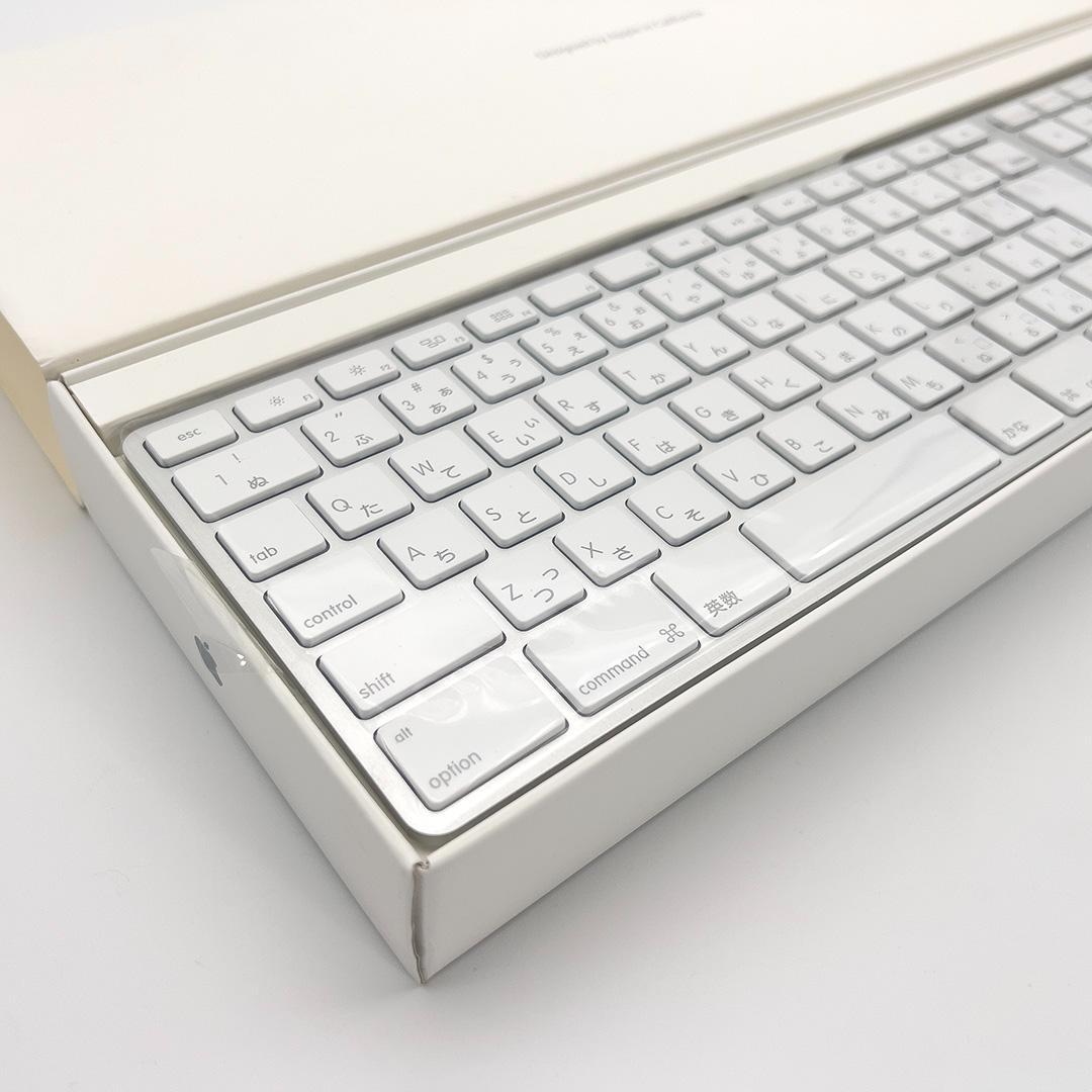 【新品 未使用】旧型Mac用 Apple純正 テンキー付有線キーボード・マウス