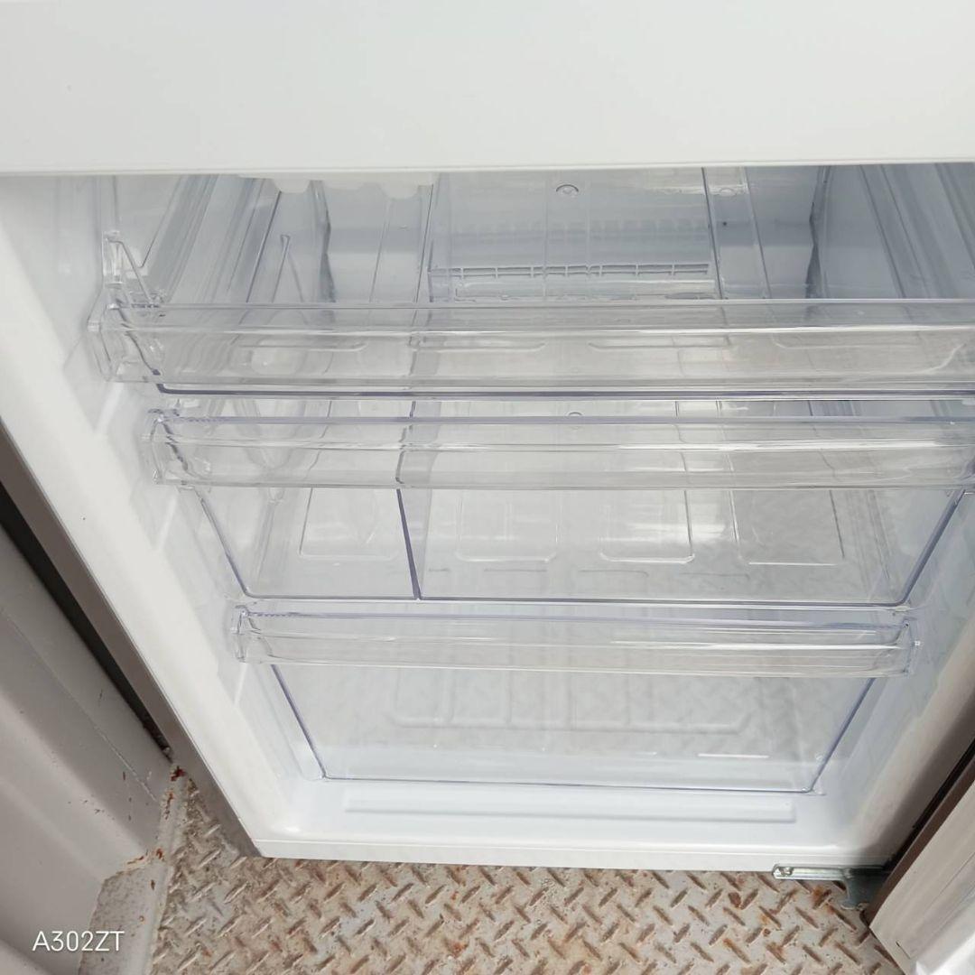 【960】　SHARP　最新モデル　大型冷蔵庫　271L