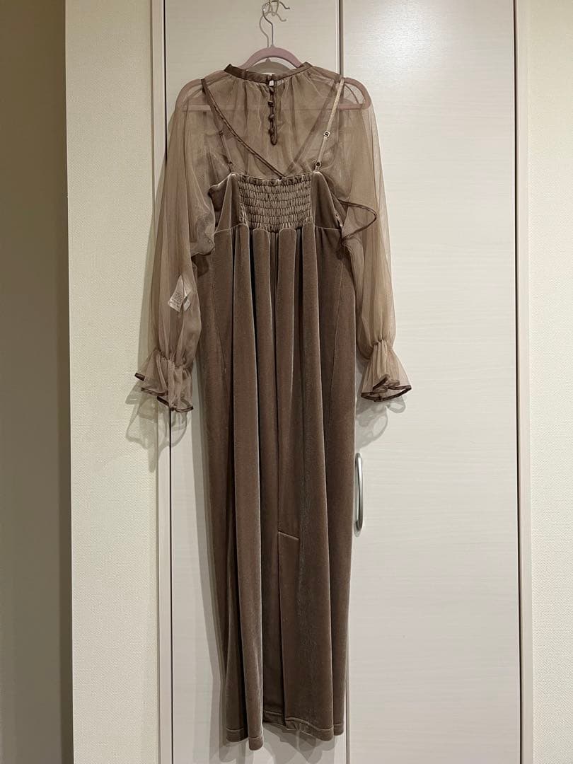 【新品　MANY WAY TULLE VEIL DRESS】