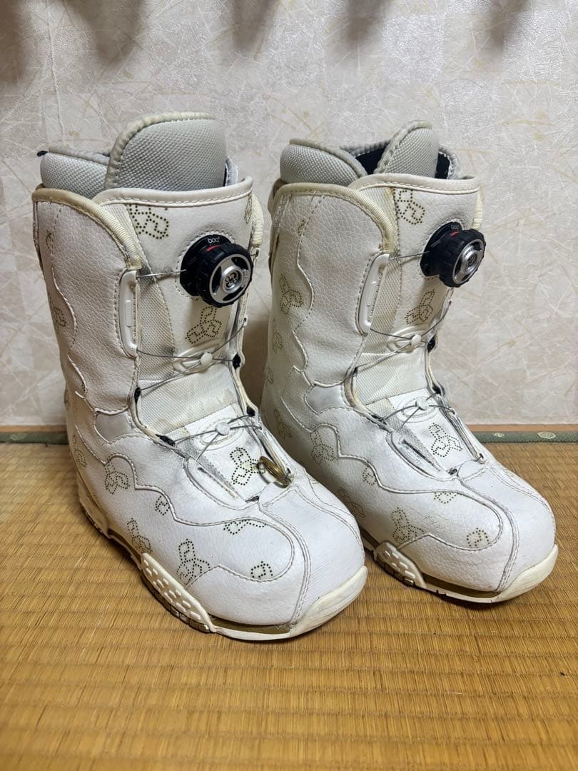 ディーラックス スノーボード ブーツ レディース BOA ホワイト　25cm
