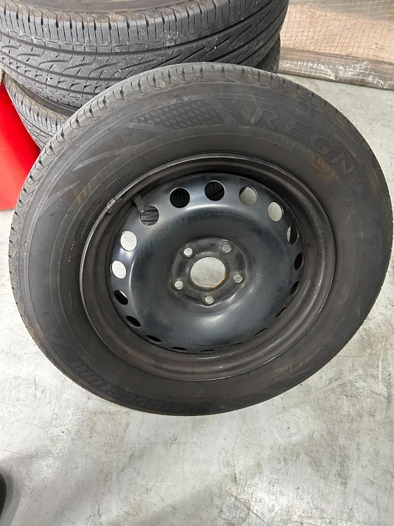 ルノー　カングー　純正15インチ　鉄ホイール+レグノタイヤ　4本セット