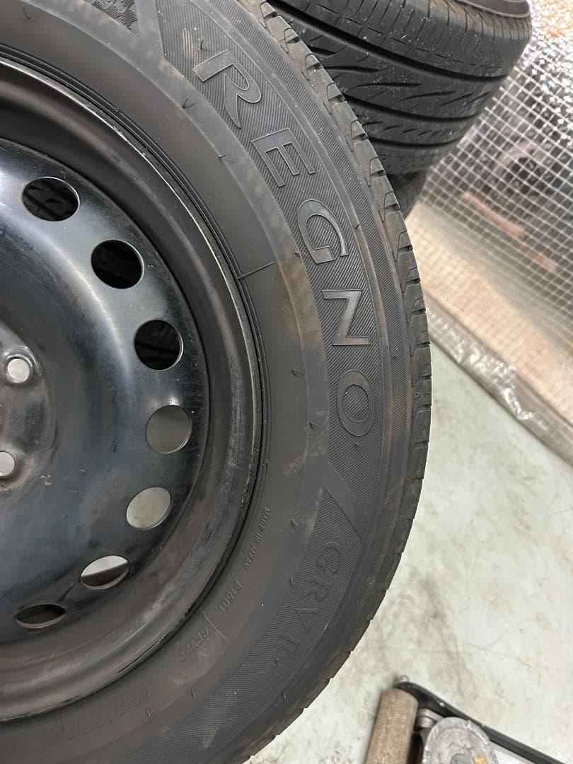 ルノー　カングー　純正15インチ　鉄ホイール+レグノタイヤ　4本セット