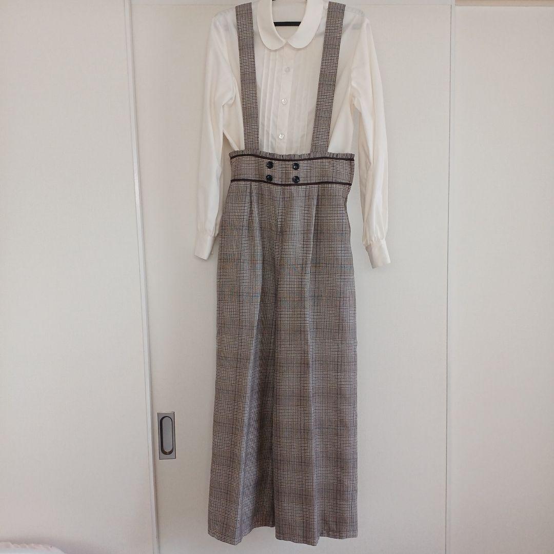 ELLE en noir　パンツスーツ　150センチ