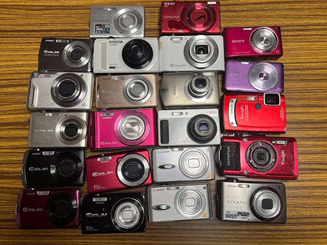 コンパクトデジタルカメラ 22台　まとめ売り　ジャンク品　CANON NIKON