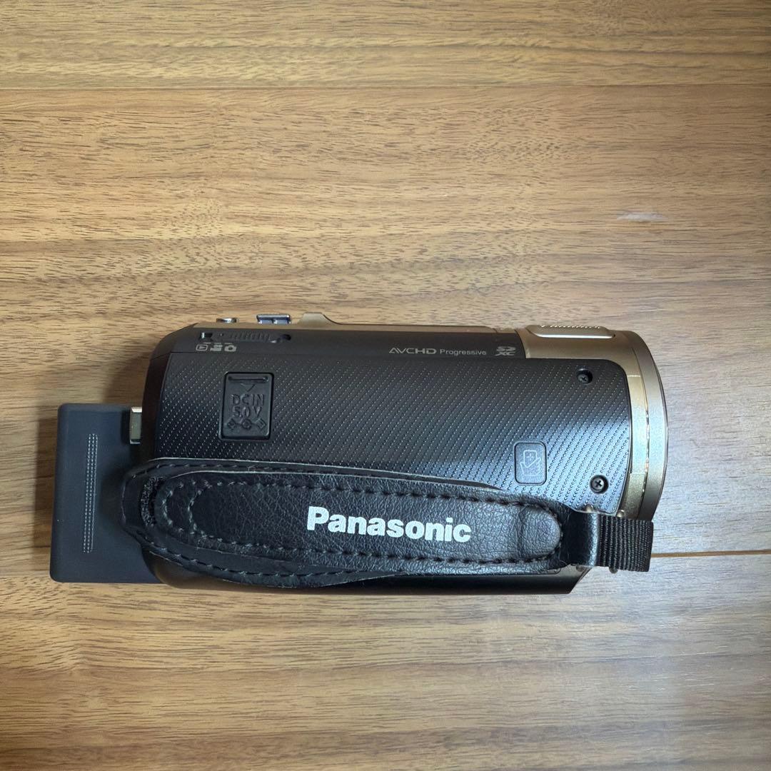 デジタルハイビジョンビデオカメラ　Panasonic HC-V720M