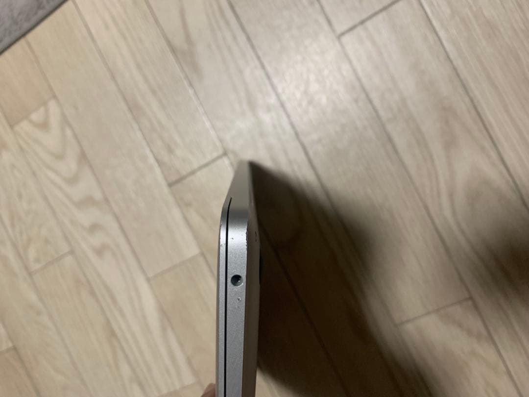 M1 MacBook air 8GB 256GB 本体のみ