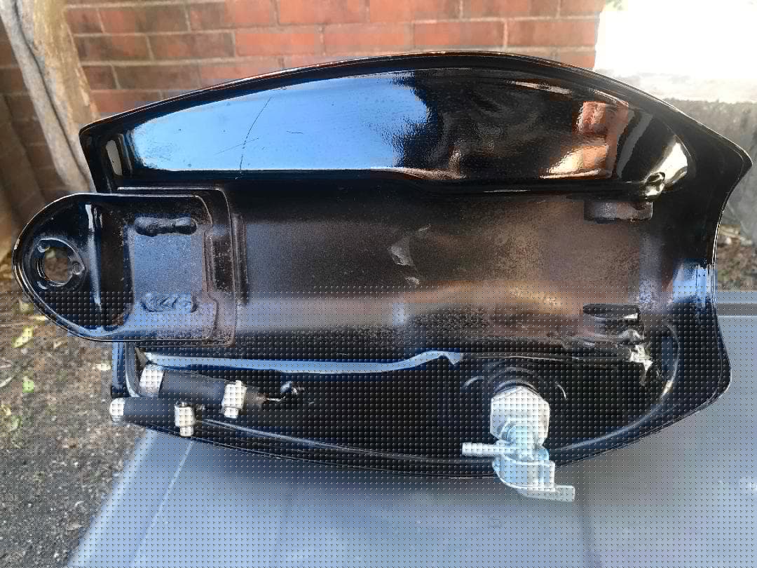 HONDA モンキー　ガソリンタンク　Fi 用ですがキャブにて使用可能