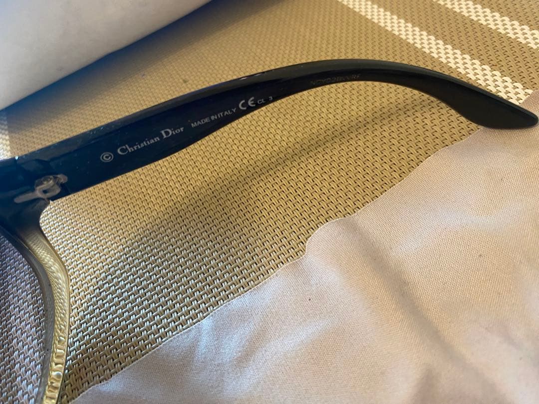 Dior キャットアイ サングラス ケース付き