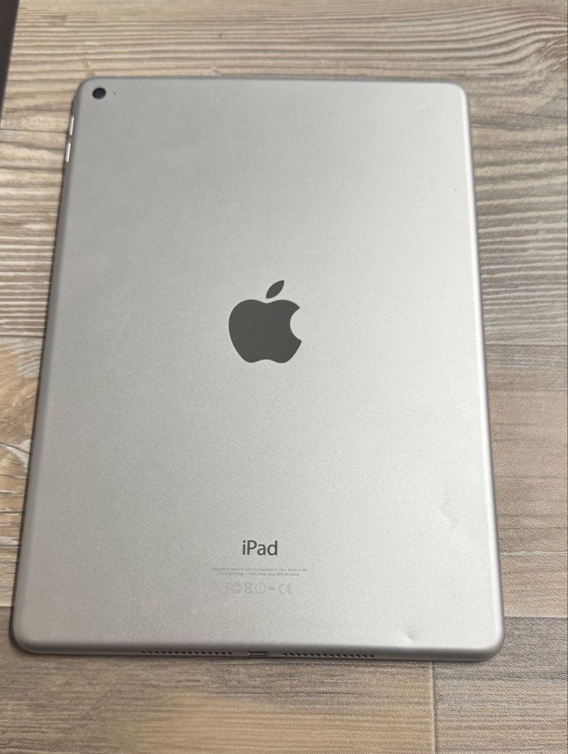 Apple iPad Air 2 シルバー 本体