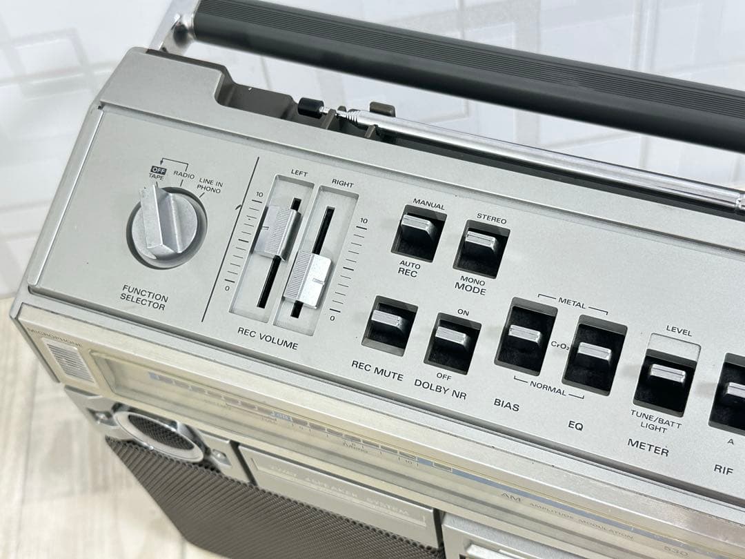 美品動作品| HITACHI 日立ラジカセ TRK-8290 昭和レトロ　ラジオ