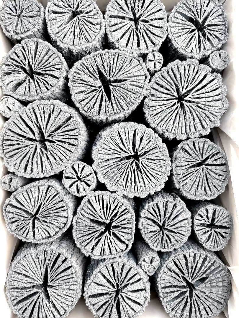 たーちん③【 伊予の切炭 】太め菊炭特選×2箱