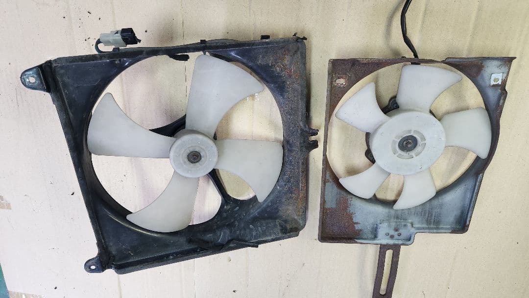 か*つ様 HA11S アルトワークス　コンデンサーファン　ラジエーターファン　動