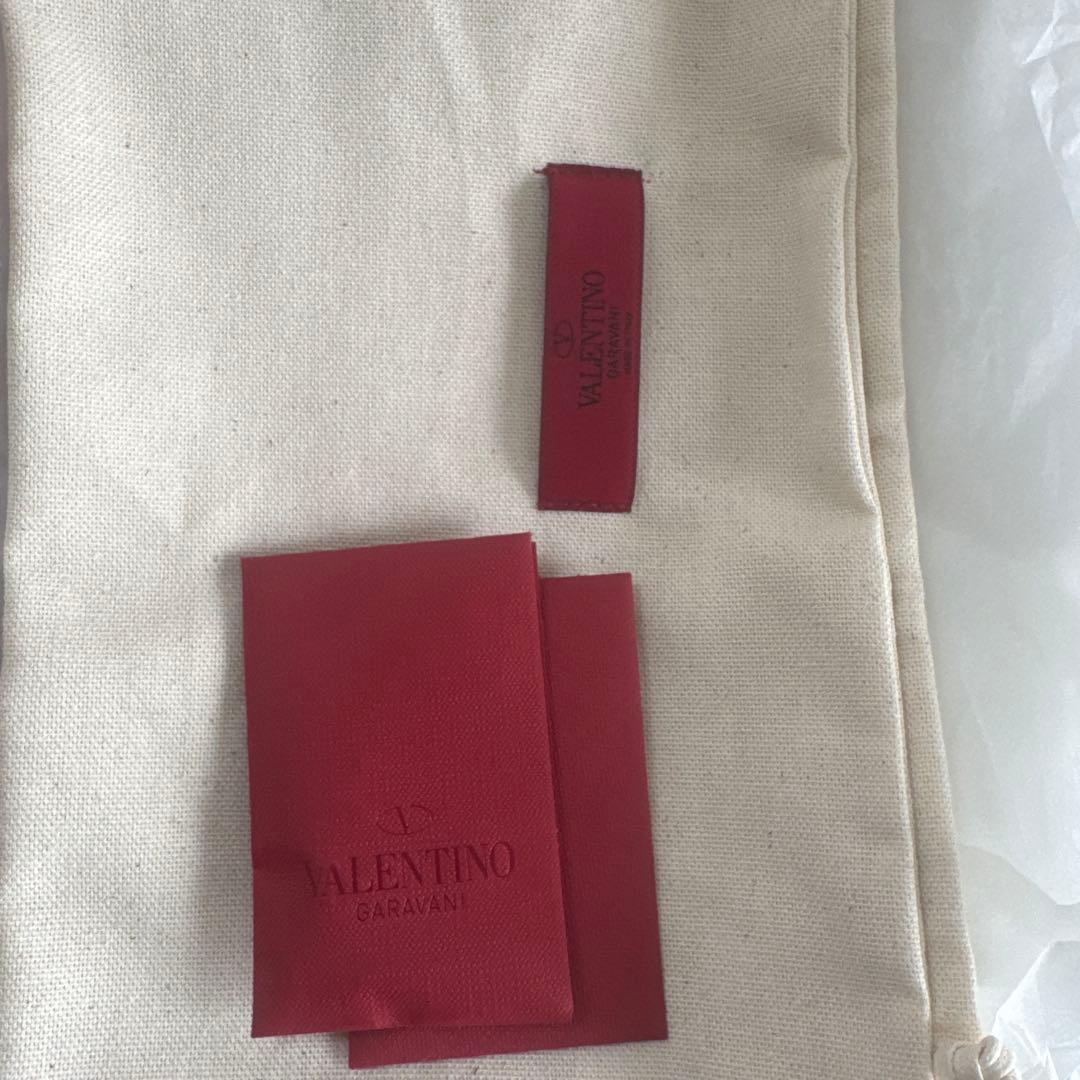 【チョコ様】ヴァレンティノ ロックスタッズ カーフスキン ストラップサンダル