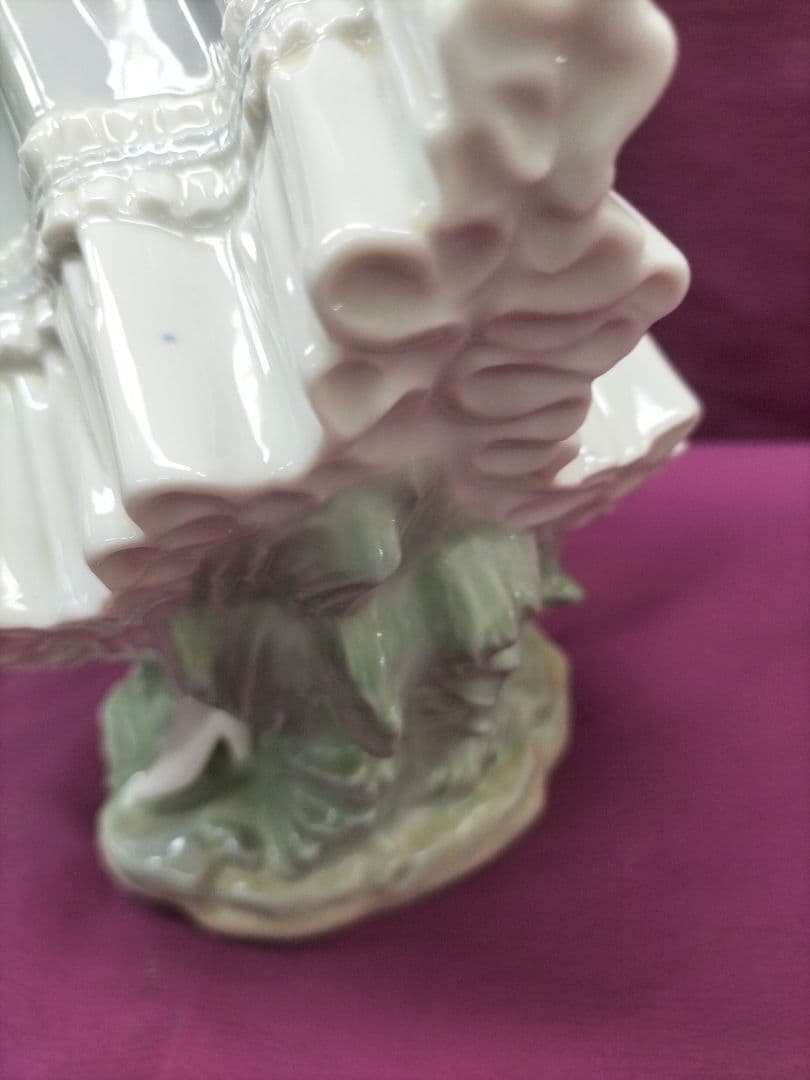 リヤドロ　陶器人形　スペイン　春のそよ風　4936 完品美品　36cm