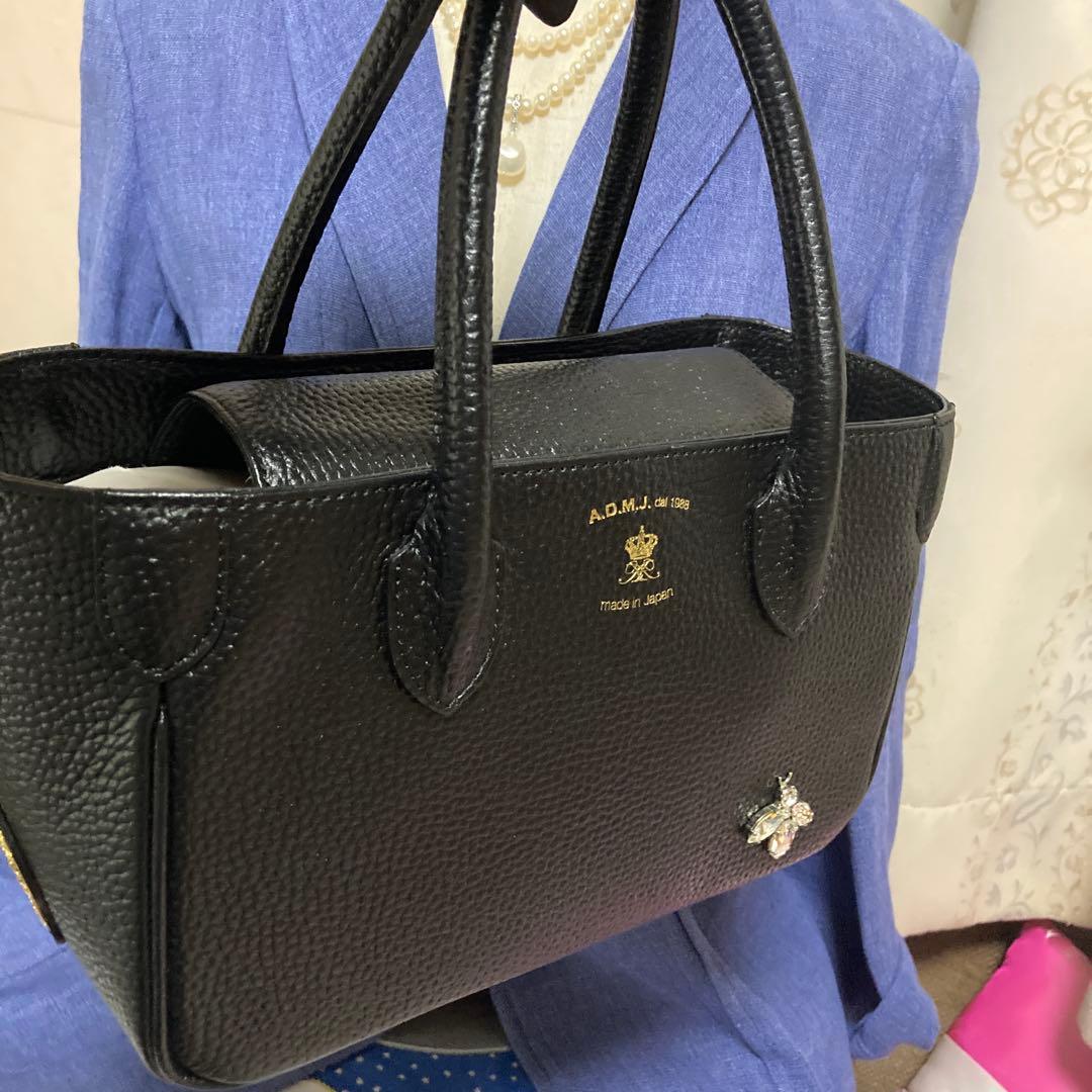 大人気モデルADMJスワロフスキー蜂黒トートバッグ未使用たいへん綺麗