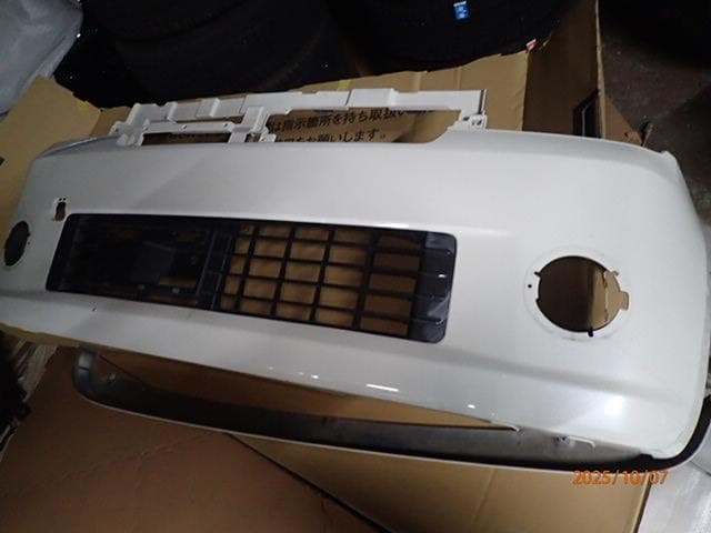 テ*ー様 ムーヴコンテ L575S フロントバンパー パール 52119-b27