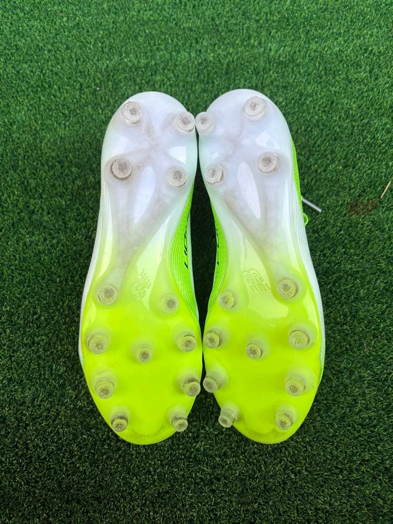 今日中購入で-3000‼️【美品】ニューバランスヒューロンv8 26cm