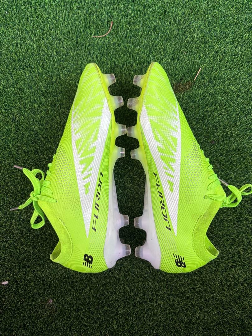 今日中購入で-3000‼️【美品】ニューバランスヒューロンv8 26cm