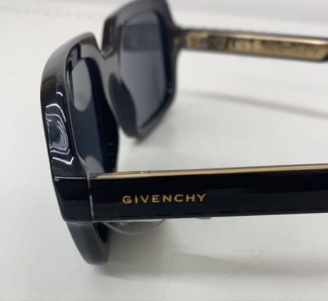 GIVENCHY ブラック サングラス ケース付き