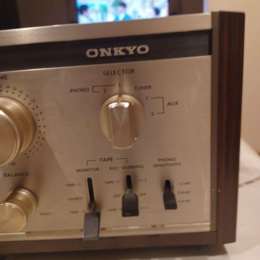 ONKYO インテグラA755N11/100 出力100Wです。