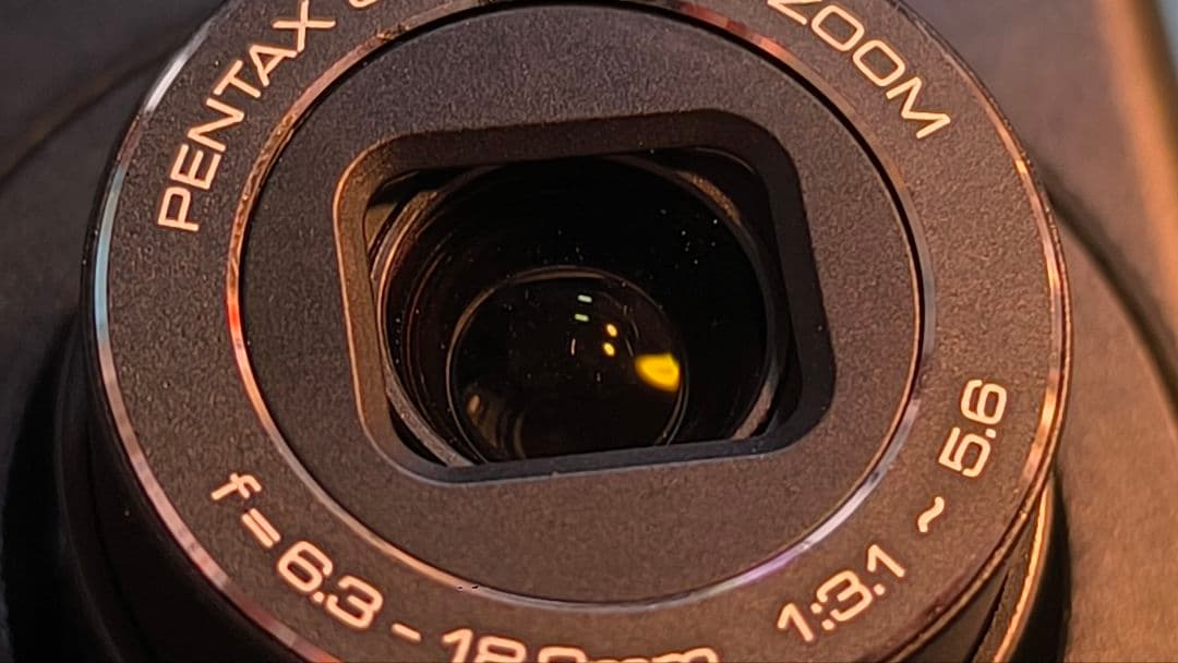 Docomo PRO series L-03C 携帯電話　デジカメ