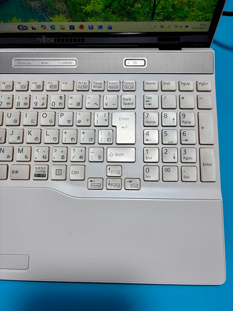 富士通 LIFEBOOK AH53/C2 i7 32GB 2TB SSD