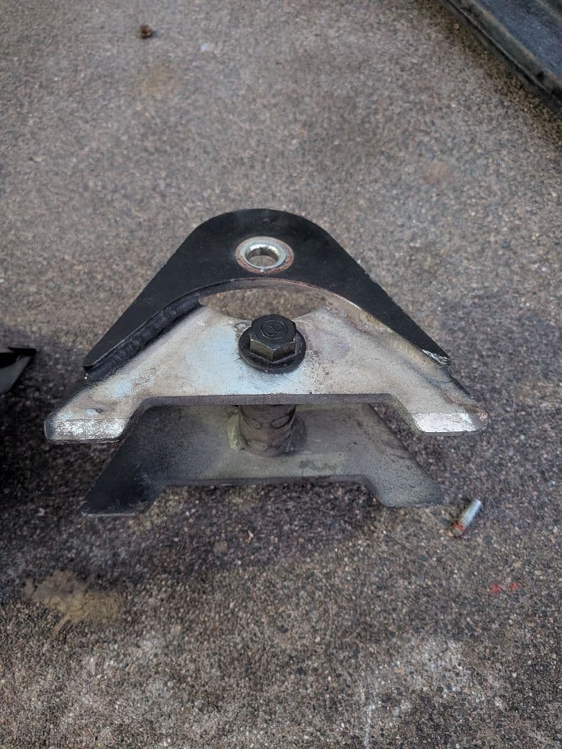 オフロードサービスタニグチ　JB23 ジムニー　リーディング　ダウンブラケット