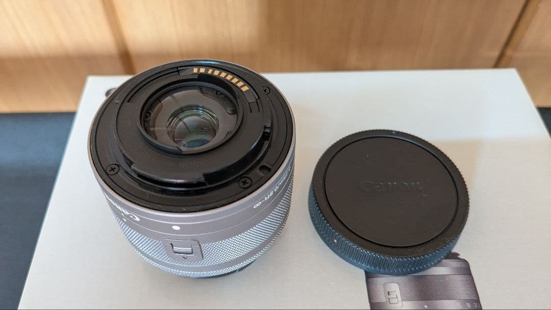 Canon EOS M100 ダブルズームキット ホワイト