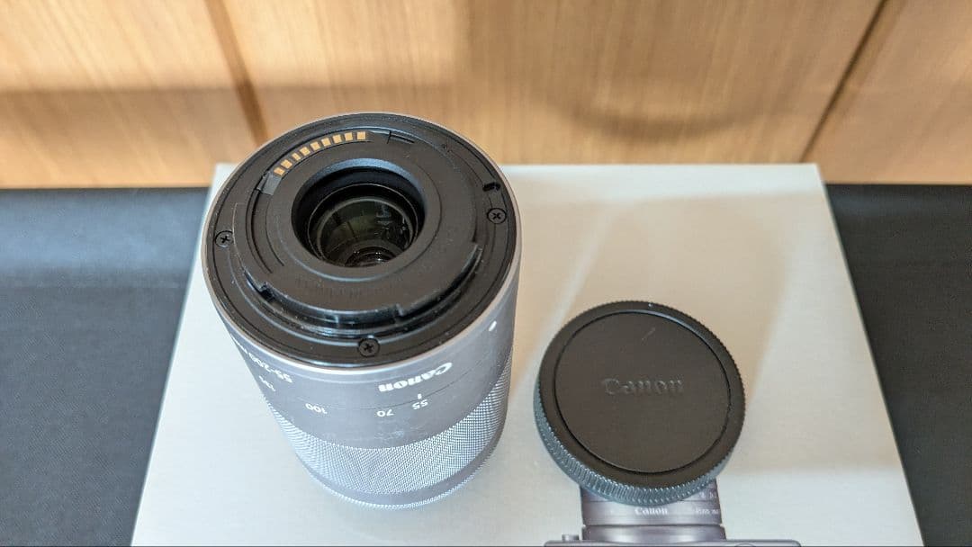 Canon EOS M100 ダブルズームキット ホワイト