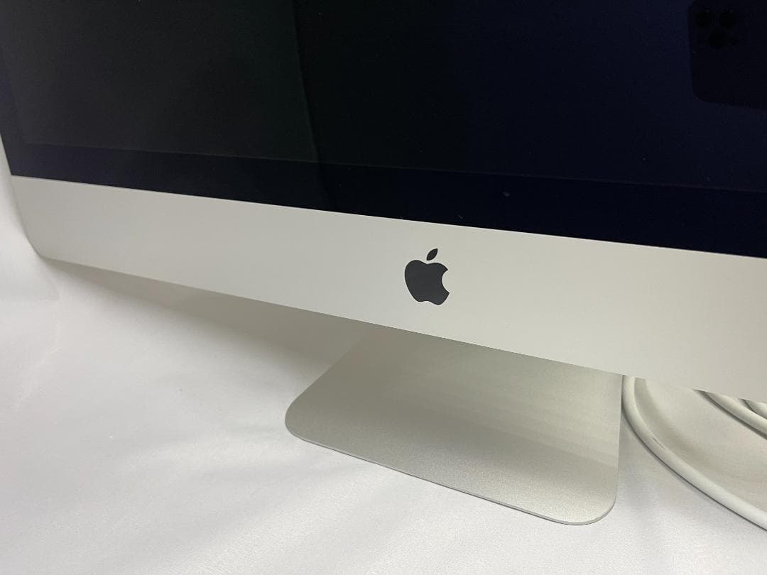 Macデスクトップ iMac 2019 Core i5/64GB/Radeon Pro Vega48