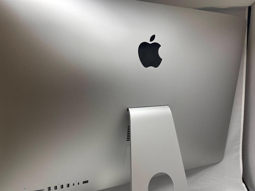 Macデスクトップ iMac 2019 Core i5/64GB/Radeon Pro Vega48