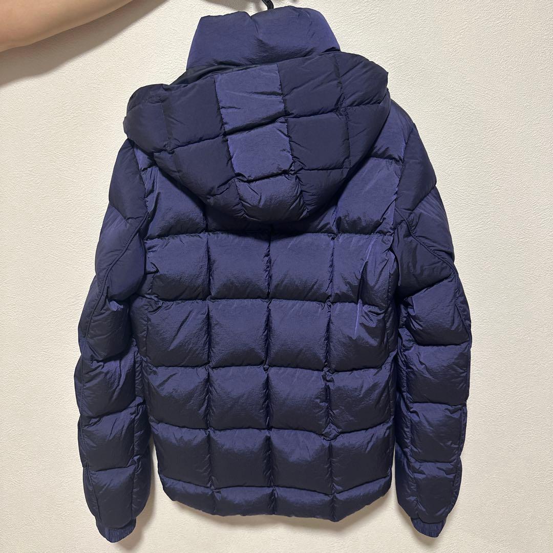タトラス【交渉・即購入可】ダウン 03サイズ M~L ネイビー　パープル